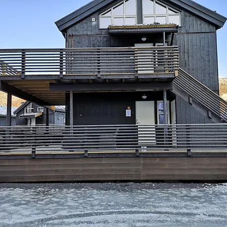 Ved Strandafjellet Skisenter 公寓 斯特兰达